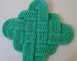 Hot Pad - Trivet - Celtic Knot Design - Green 2