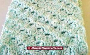 Infinity Scarf Mint Green - Crocheted Cowl - Womens Snood 4