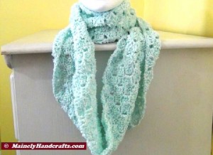 Infinity Scarf Mint Green - Crocheted Cowl - Womens Snood 5