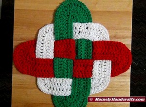 Christmas Crochet Hot Pad - Celtic Knot Design Hot Pad - Holiday Trivet - Red White Green Decor Mainely Handcrafts