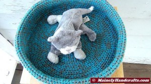 Pet Basket - Pet Bed - Dog Bed - Cat Bed - Crochet Rolled Brim Basket Mainely Handcrafts 3