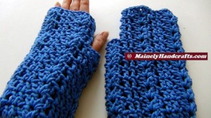 Crochet Shell Fingerless Gloves - Blue Acrylic Hand Warmers 3