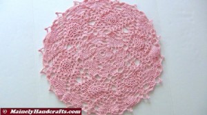 Pink Hearts Doily - Round Table Doily - Worsted Weight Cotton Doily